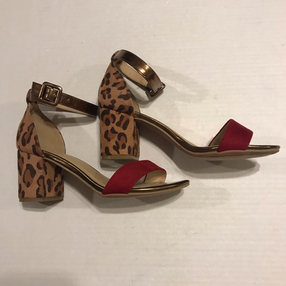 C L by Chinese Laundry 6.5 - Picture 2 of 11